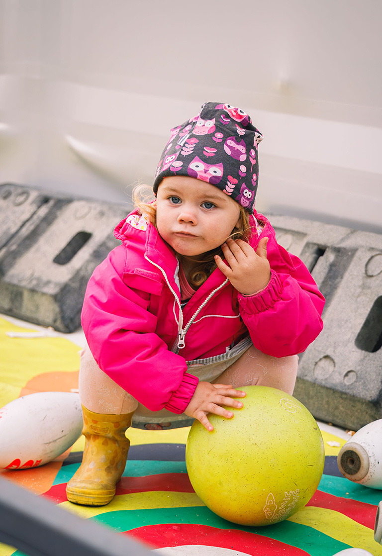 Girl at the Official Opening at Indre Harøy. Photo